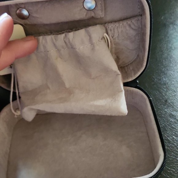 Fossil jewelry case Black, - Picture 1 of 12